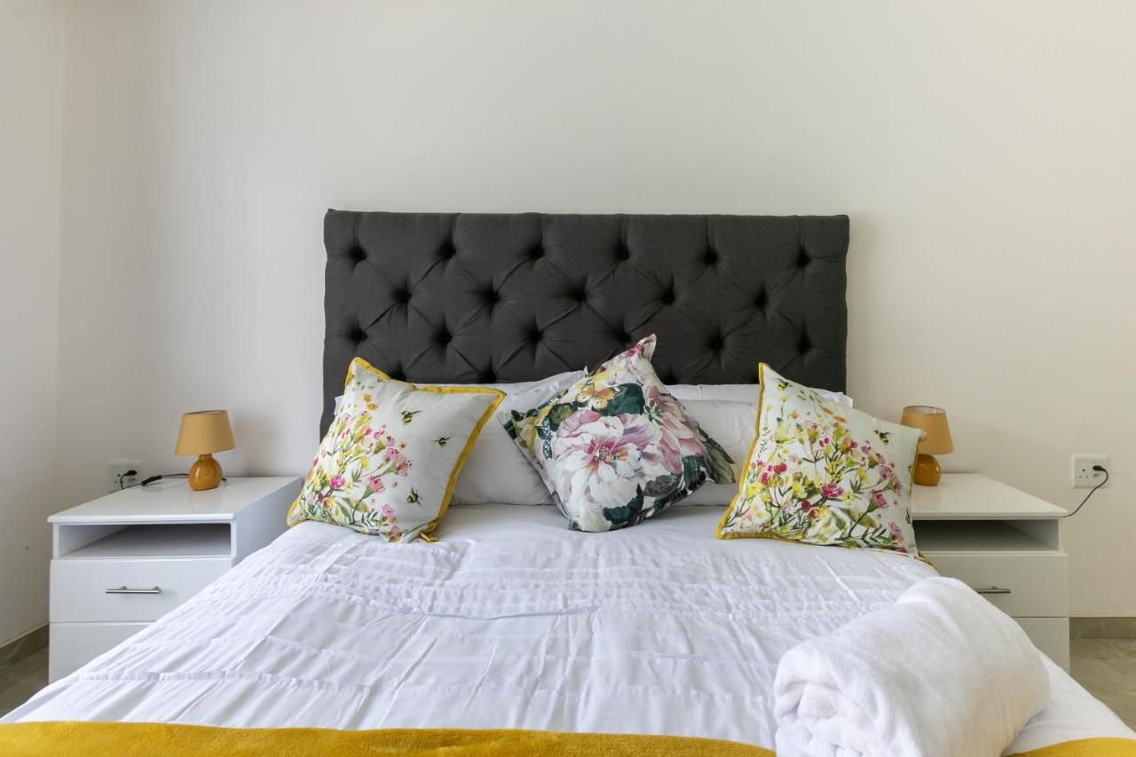 Signature Lodge Kempton Park Esterno foto